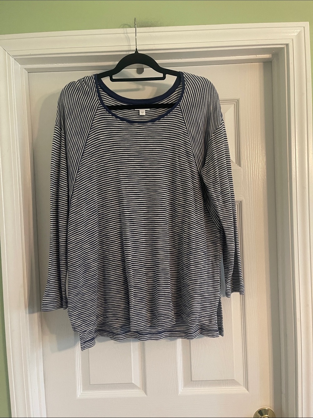 J. Jill Women's Blue White Striped Thermal Knit Top-Size Large